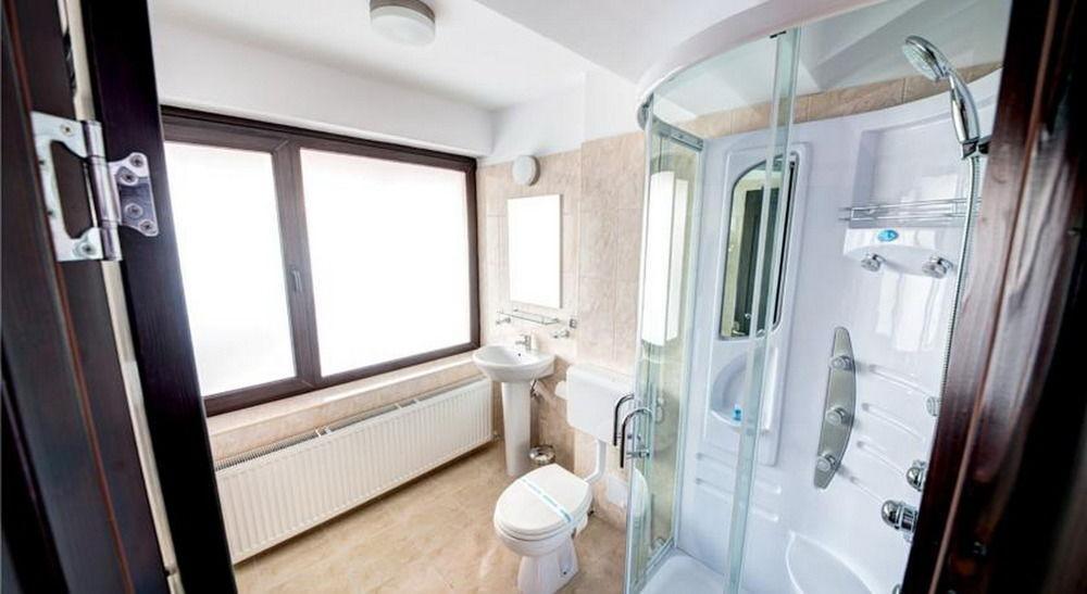 Hotel Pascu Бухарест Экстерьер фото