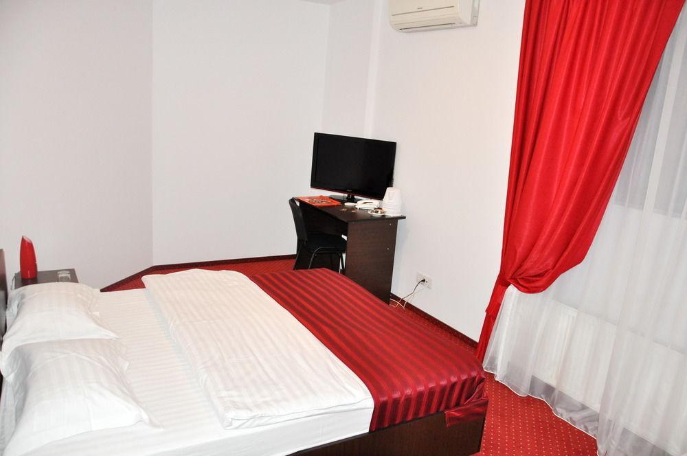 Hotel Pascu Бухарест Экстерьер фото